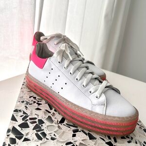 Stylish White and Pink Women's Sneakers